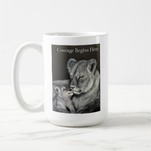 Mug Lionne et son Petit - Le Courage Commence Ici