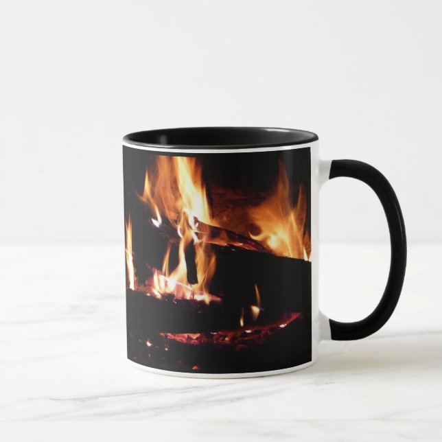 Mug Logs dans la cheminée Photographie de feu chaud (Droite)