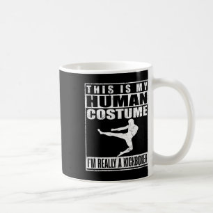 Mug Ma chemise de costume humain Je suis un kickboxeur