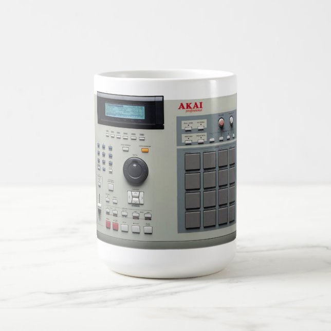 Mug Machine de tambour d'Akai MPC 2000 (Centre)