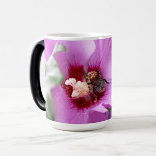 Mug Magic Bumblebebe sur la fleur d'Hibiscus