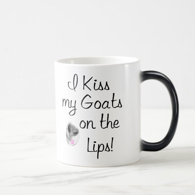 Mug Magic Embrasse Mes chèvres Drôle Chèvre Sayons (Droite)