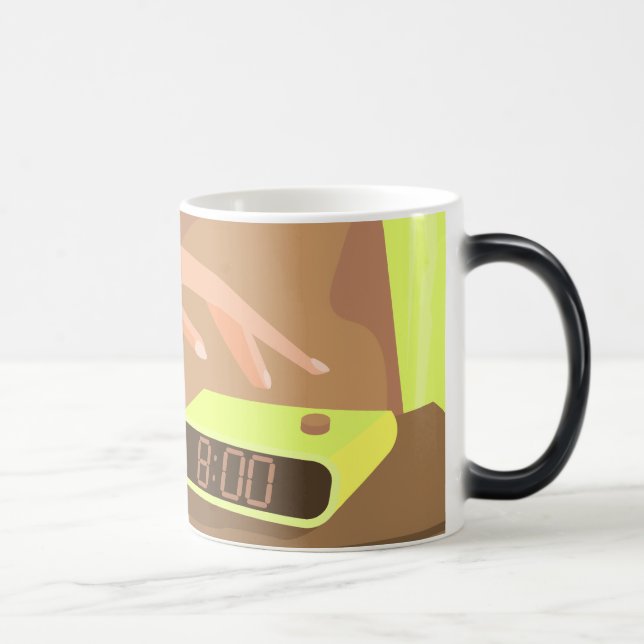 Mug Magic Filles main poussant sur le bouton snooze du révei (Droite)