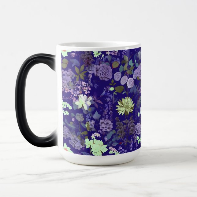 Mug Magic Fleurs à l'atmosphère élégante et mystérieuse (Gauche)