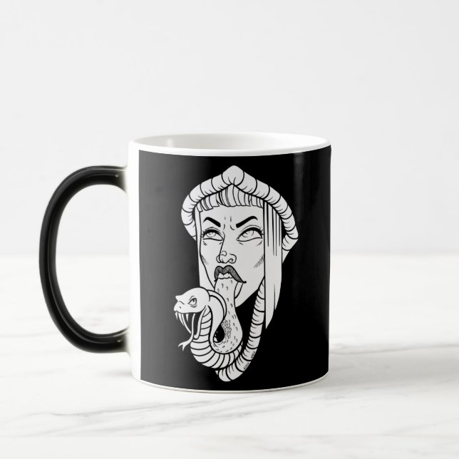 Mug Magic Illustration de la langue gothique de la femme de  (Gauche)