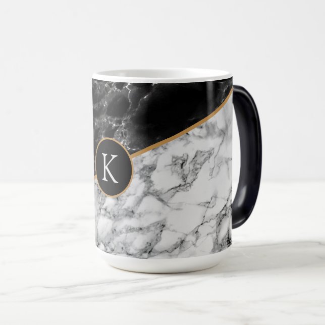 Mug Magic Monogramme personnalisé Votre lettre Faux Marble M (Devant droit)