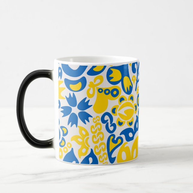 Mug Magic Motif folklorique aux couleurs du drapeau ukrainie (Gauche)