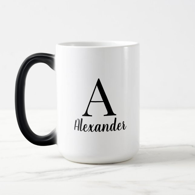 Mug Magic Nom du monogramme noir moderne personnalisé (Gauche)