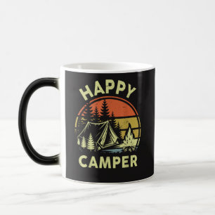 Mug Magic Un campeur heureux tout-petit garçon drôle camping