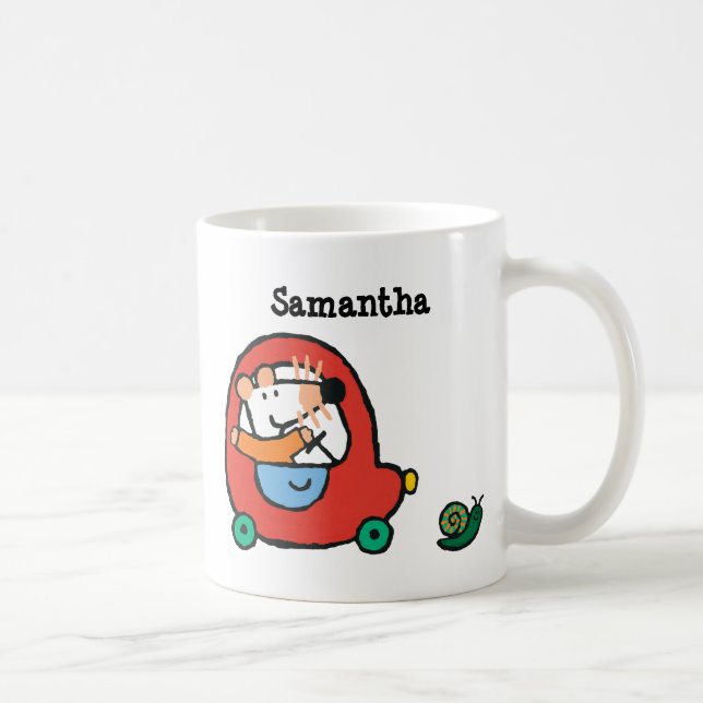 Mug Maisy conduit une voiture rouge mignonne (Droite)