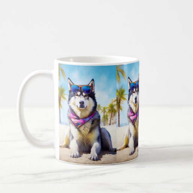 Mug Malamute d'Alaska sur la plage, cadeau d'été (Gauche)
