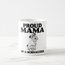 Maman fière d'un Schnauzer