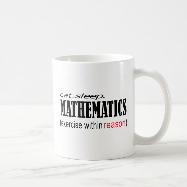 Mug mangez l'exercice de _de mathématiques de sommeil (Droite)