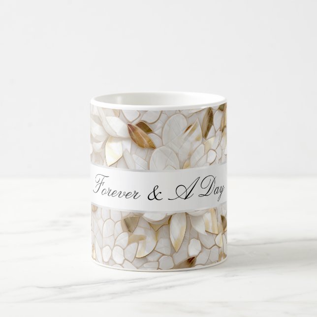 Mug Mariage Fleurs de Lotus Blanches Luxe Or Chic (Centre)