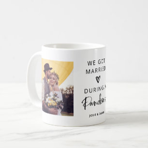 Mug Marié pendant une pandémie Deux photos