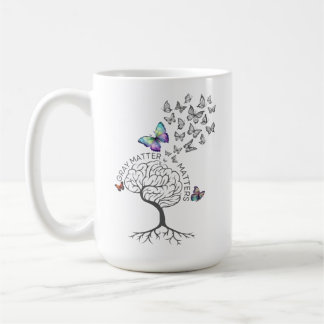 Mug Matière grise est importante (papillons et arbre d