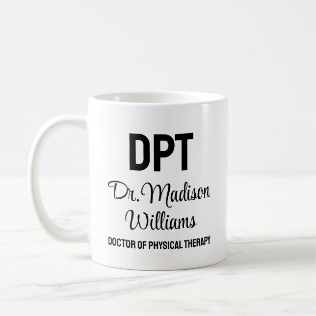 Mug Médecin DPT personnalisé de la thérapie physique C (Gauche)