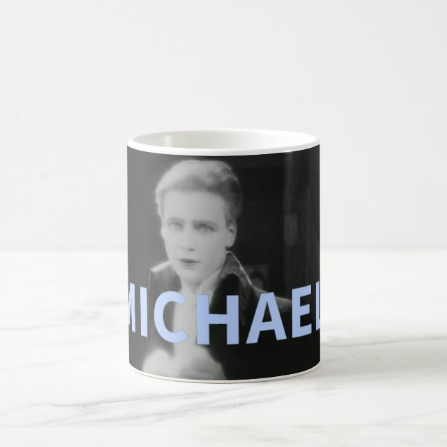 Mug Michael (Centre)