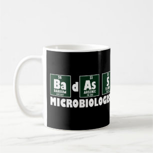 Mug Microbiologiste drôle de Badass