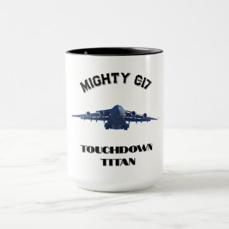 Mug Mighty C-17, Touchdown Titan