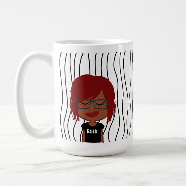 Mug Mignonne Femme Qui Soupçonne A Frappé De La Mug. C (Gauche)