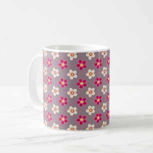 Mug Modèle floral de pourpre et de fleurs blanches sur