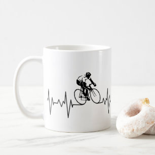 Mug Mon Coeur bat Pour Le Cyclisme.