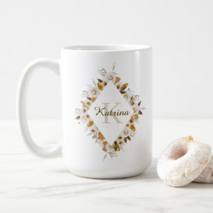 Mug monogrammé à motif floral aquarelle