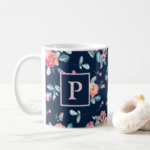 Mug Monogramme à motif floral de roses roses vibrantes