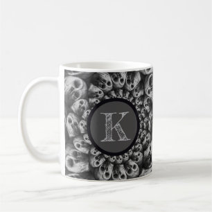 Mug Monogramme Crânes Éffrayants Abstraits Noir Et Bla