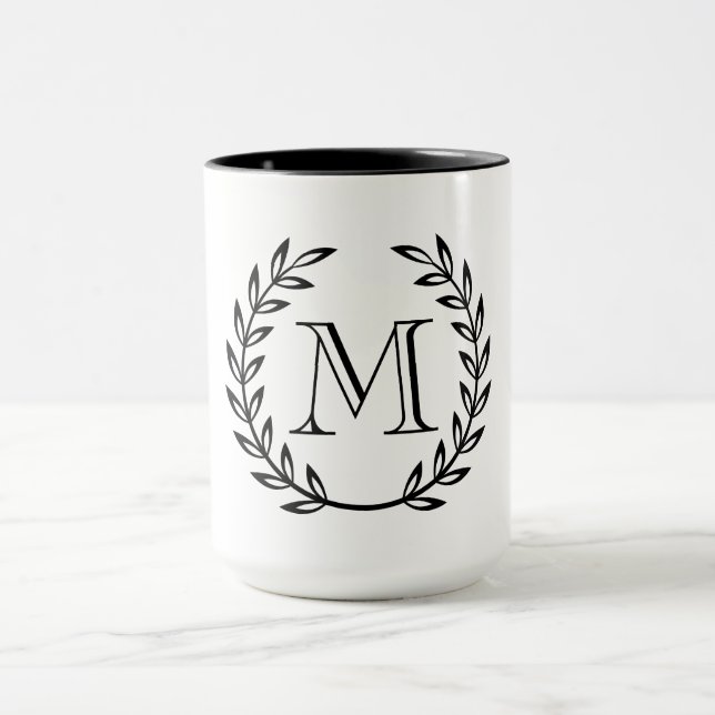 Mug Monogramme de guirlande de laurier (Centre)