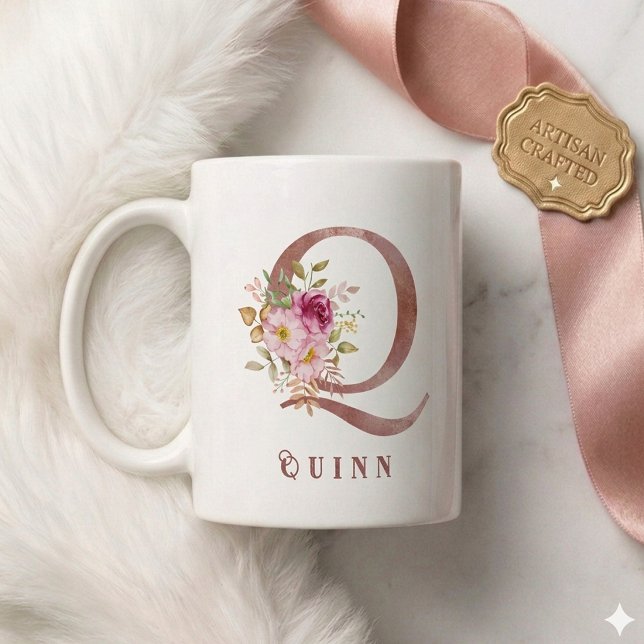 Mug Monogramme Q en lettre florale personnalisée en or (Créateur téléchargé)