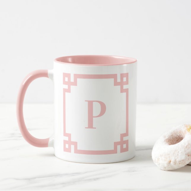 Mug Monographie de la bordure de clé grecque rose (Avec donut)