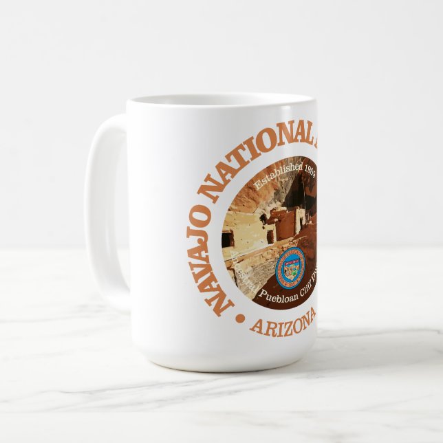 Mug Monument national de Navajo (NM) (Devant gauche)