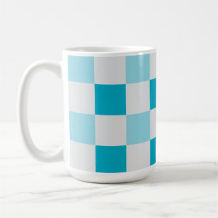 Mug Motif en damier blanc et bleu