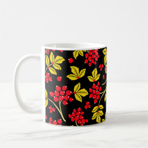 Mug motif sans soudure de fleurs et de baies. russe