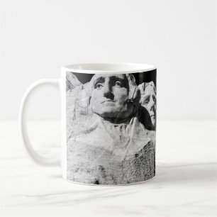 MUG MT. RUSHMORE PENDANT LA JOURNÉE