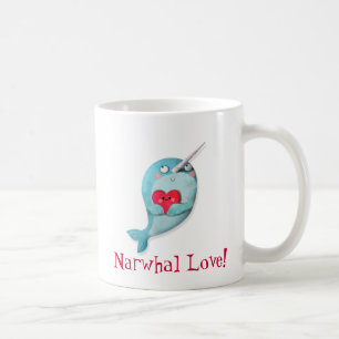 Mug Narwhal mignon avec le coeur