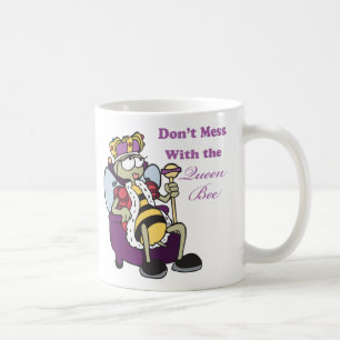 Mug ne déconne pas avec la reine des abeilles