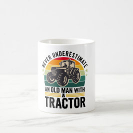 Mug Ne sous-estimez jamais un vieil homme avec un trac