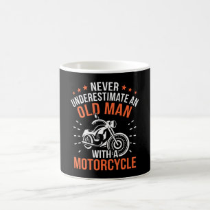 Mug Ne Sous-Estimez Jamais Une Vielle Moto Drôle