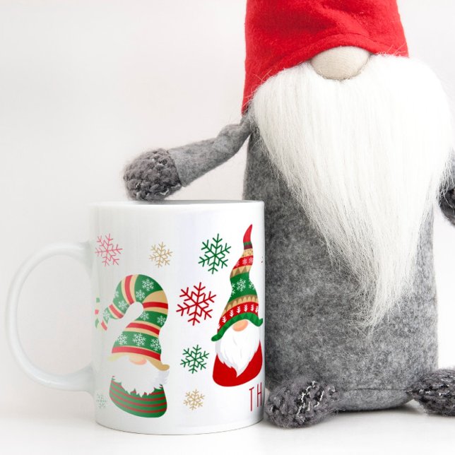 Mug Noël personnalisé Gnomes (Christmas gnomes bring joy, laughter, and a touch of magic to your holiday season)