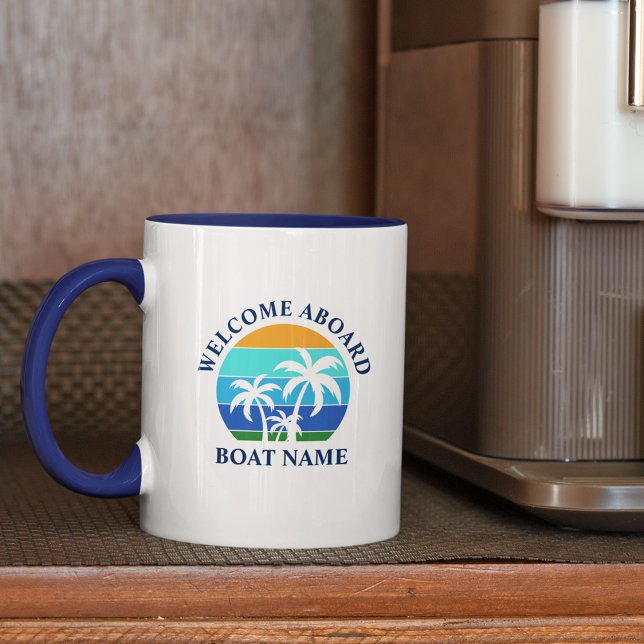 Mug Nom du bateau Sun Palm Trees Bienvenue à bord (Customize to change text style, size or color.)