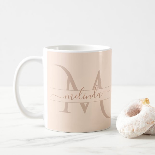 Mug Nom Féminin Élégant Monogramme Pastel Rose Script  (Avec donut)
