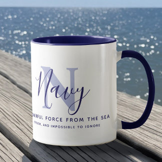 Mug Nom Navy signification et monogramme texte bleu