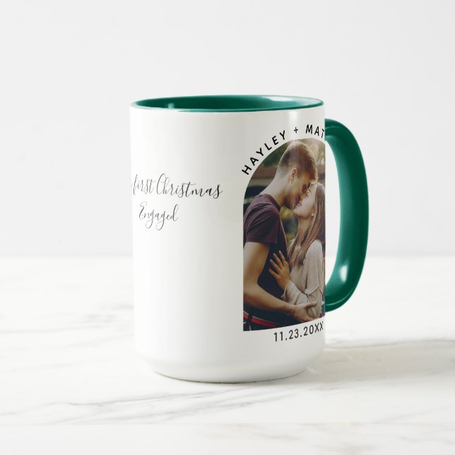 Mug Notre premier Noël engagé Photos personnalisées (Devant droit)