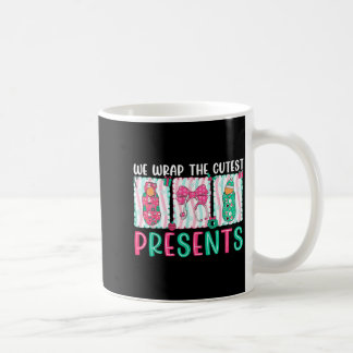 Mug Nous emballons les cadeaux les plus mignons Travai