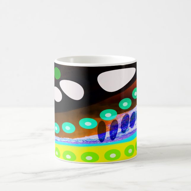 Mug Observations inexpliquées, OVNI (Centre)