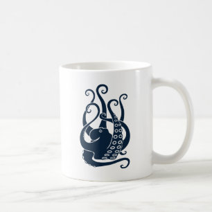 Mug octopus squid cuttlefisus scuba diving