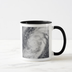 Mug Ouragan Damrey dans l'océan pacifique occidental